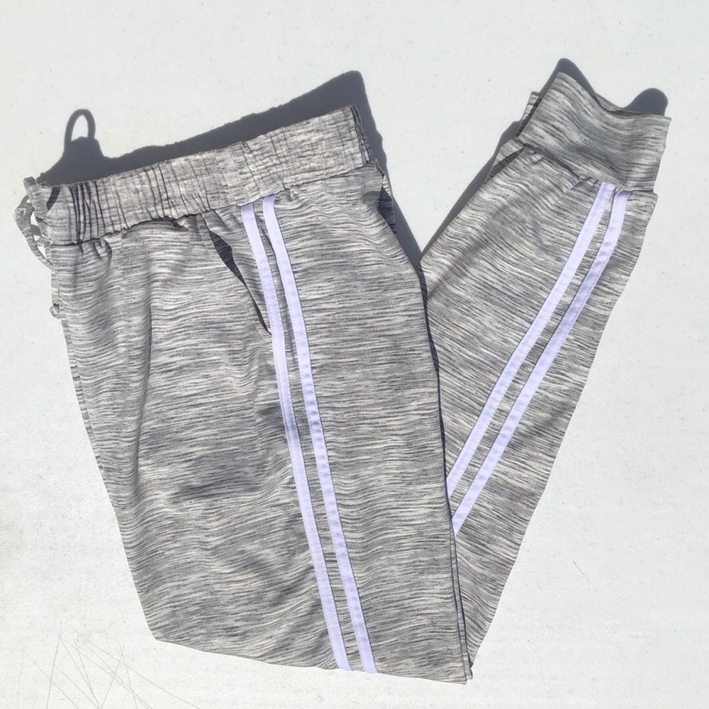 Saresa Grey w/ White Side Stripes Jogger Pants